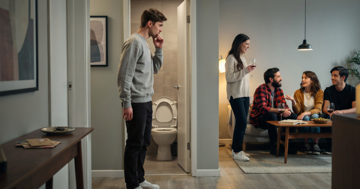 Roommate Asks If Her Guests Can Use His Bathroom, Then Ignores His Answer Anyway