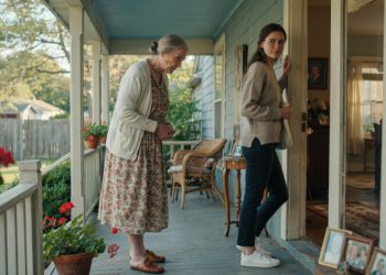 Woman Refuses To Accept Her Mother’s “Do-Over Family” After Years Of Abandonment Woman Refuses To Accept Her Mother’s “Do-Over Family” After Years Of Abandonment