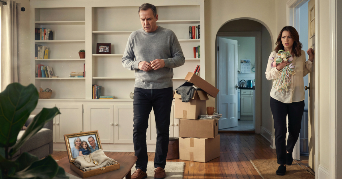 Widower Donates His Late Wife’s Belongings After Their Adult Kids Ignore 15 Warnings
