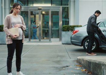 Pregnant Woman Asked for Help, But Her Husband Called Her Lazy Instead