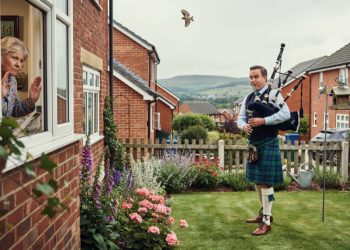 Neighbor Accuses Woman Over Her Garden, So She Plans The Most Annoying Revenge Possible Neighbor Accuses Woman Over Her Garden, So She Plans The Most Annoying Revenge Possible