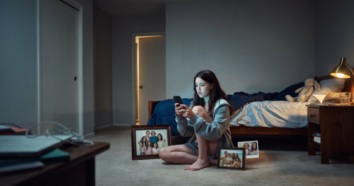 Teen Finds Stepmom’s Secret Reddit Account, Then Discovers The Truth About Their Relationship