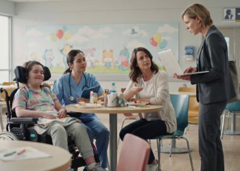 Woman Complains About A Disabled Child Making Noise At A Children’s Hospital, Gets Shut Down