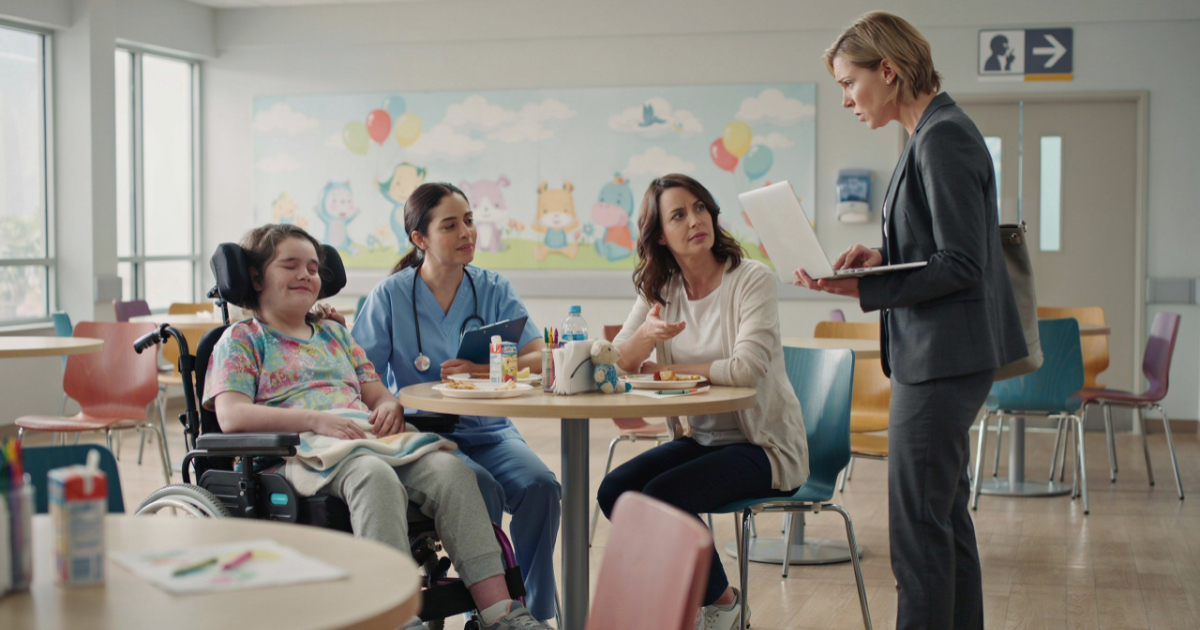 Woman Complains About A Disabled Child Making Noise At A Children’s Hospital, Gets Shut Down Woman Complains About A Disabled Child Making Noise At A Children’s Hospital, Gets Shut Down