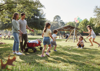 Mother Leaves Toddler Alone at the Playground, Then Blames Other Parents When She Falls
