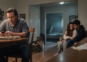 Father Defends His Son for Years, Until One Discovery Forces Him to Choose His Family’s Safety Father Defends His Son for Years, Until One Discovery Forces Him to Choose His Family’s Safety