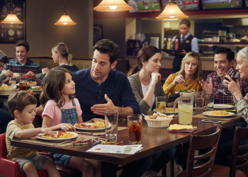 Mom Demands Her Niece Share Dinner, but the 5-Year-Old Finally Gets a Say Over Her Own Food
