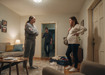 Woman Refused To Let Her Pregnant Sister Police Her Relationship Under Her Own Roof Woman Refused To Let Her Pregnant Sister Police Her Relationship Under Her Own Roof