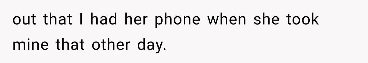 Wife Hid Another Man At Every Ultrasound, Then Acted Shocked When Her Husband Wanted A Paternity Test out that I had her phone when she took mine that other day.