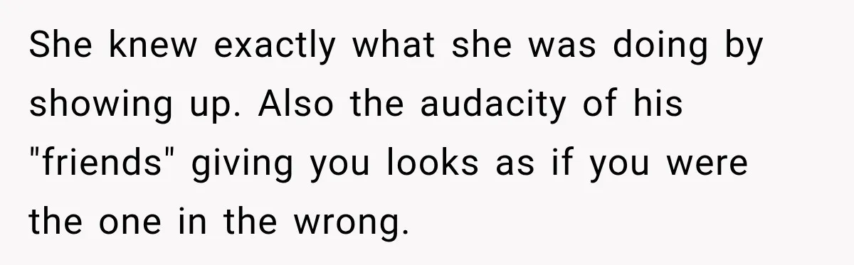 Husband’s Ex Crashed Their Wedding, Then Cried When The Bride Asked Her To Leave She knew exactly what she was doing by showing up. Also the audacity of his "friends" giving you looks as if you were the one in the wrong.