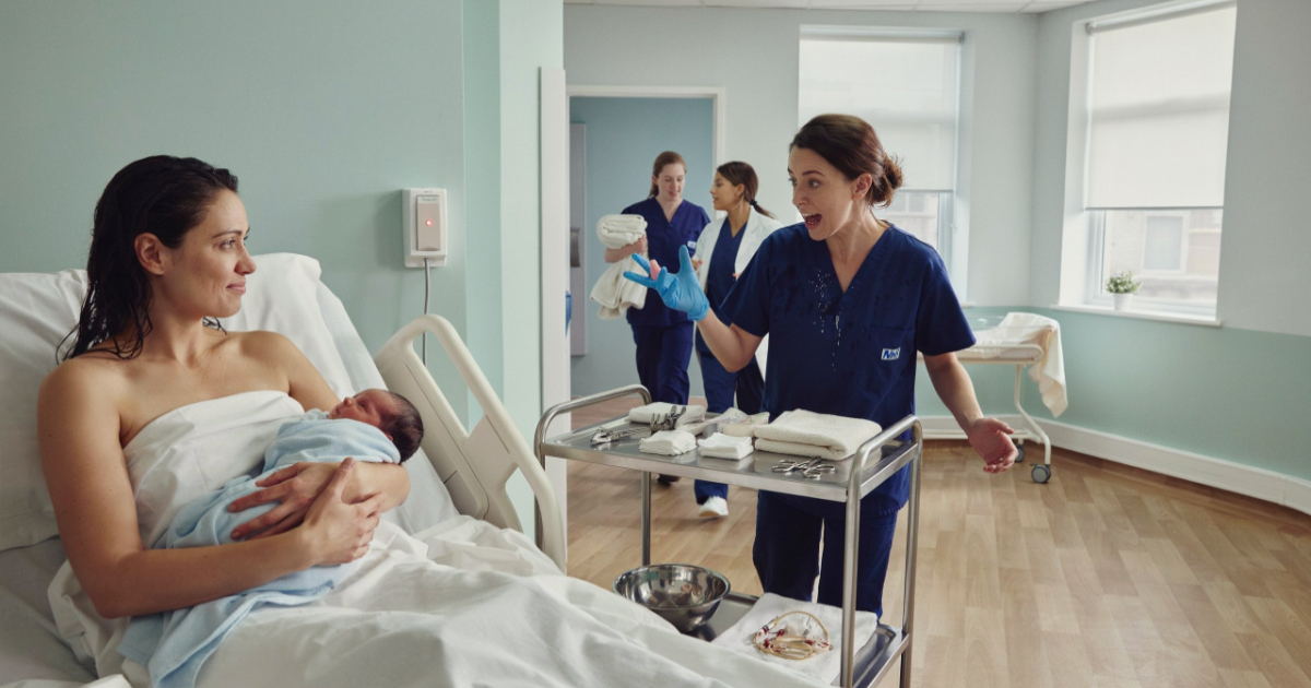 Pregnant Woman Warned The Midwife, But Nobody Believed Her Until The Room Exploded Into Chaos