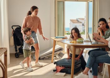 Woman Refused To Turn Her Child-Free Girls’ Trip Into A Toddler Vacation Woman Refused To Turn Her Child-Free Girls’ Trip Into A Toddler Vacation