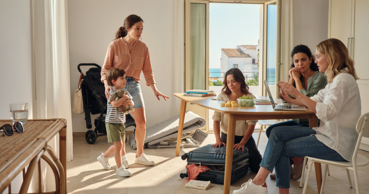 Woman Refused To Turn Her Child-Free Girls’ Trip Into A Toddler Vacation