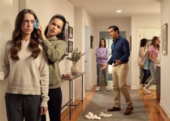 Sister Attacked Her Over Socks, But Their Dad Still Told Her To Be The Role Model