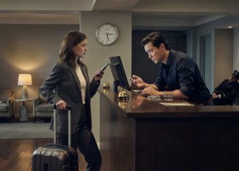 Hotel Guest Arrives Two Days Late and Can’t Believe Her Room Wasn’t Still Waiting