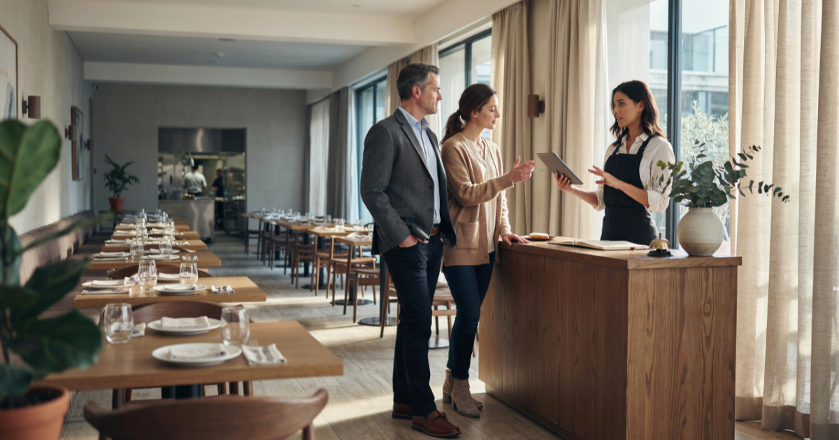 Man Walks Out of Restaurant After Staff Insist on His Phone Number and Email