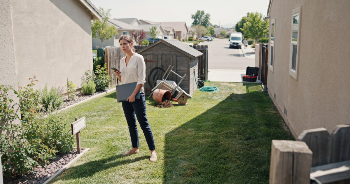 Neighbor’s Termite Crew No-Showed Twice, So Homeowner Finally Revoked Access to the Yard Neighbor’s Termite Crew No-Showed Twice, So Homeowner Finally Revoked Access to the Yard