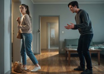 Woman Wears Pigtails, Then Boyfriend’s Terrifying Reaction Makes Her End the Relationship