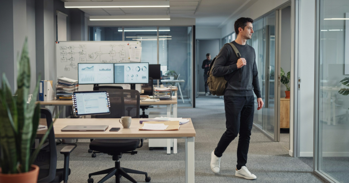 Contractor Finishes Three-Year Term, Says Nothing, and Waits to See When Management Notices Contractor Finishes Three-Year Term, Says Nothing, and Waits to See When Management Notices