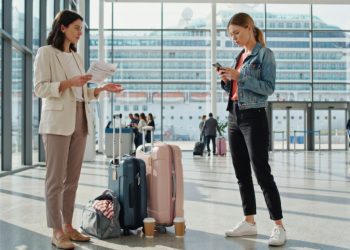 Woman Offers Friend A $600 Cruise, Then Gets Blamed For Refusing Her Rule-Breaking Plan
