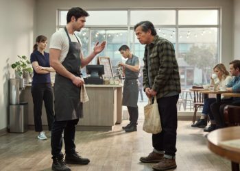 Restaurant Worker Says Compassion Burnout Hit After Homeless Regulars Kept Disrupting Customers