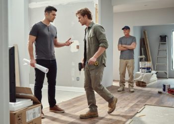 Husband Declares Himself “The Boss” Of Their Renovation, So His Spouse Walks Off The Job