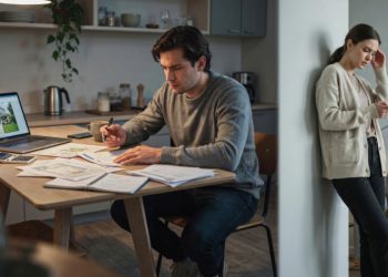 Girlfriend Says He’s “Acting Single” For Wanting To Buy A House With His Own Money