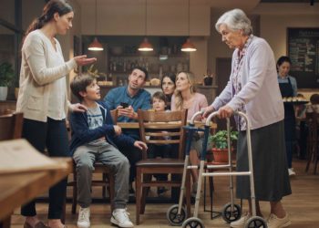 Woman Gives Up Seat For Elderly Lady, Then A 10-Year-Old Takes It And Refuses To Move