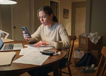 Woman Finds $60K Missing From Husband’s 401(k) Withdrawal and Starts Considering Divorce Woman Finds $60K Missing From Husband’s 401(k) Withdrawal and Starts Considering Divorce