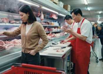 Woman Points to the Exact Beef She Wants, Then Two Butchers Somehow Make Buying It Impossible
