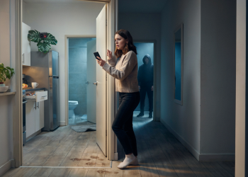 Tenant Installs a Hidden Camera After Strange Changes, Then Discovers Someone Living Secretly Inside