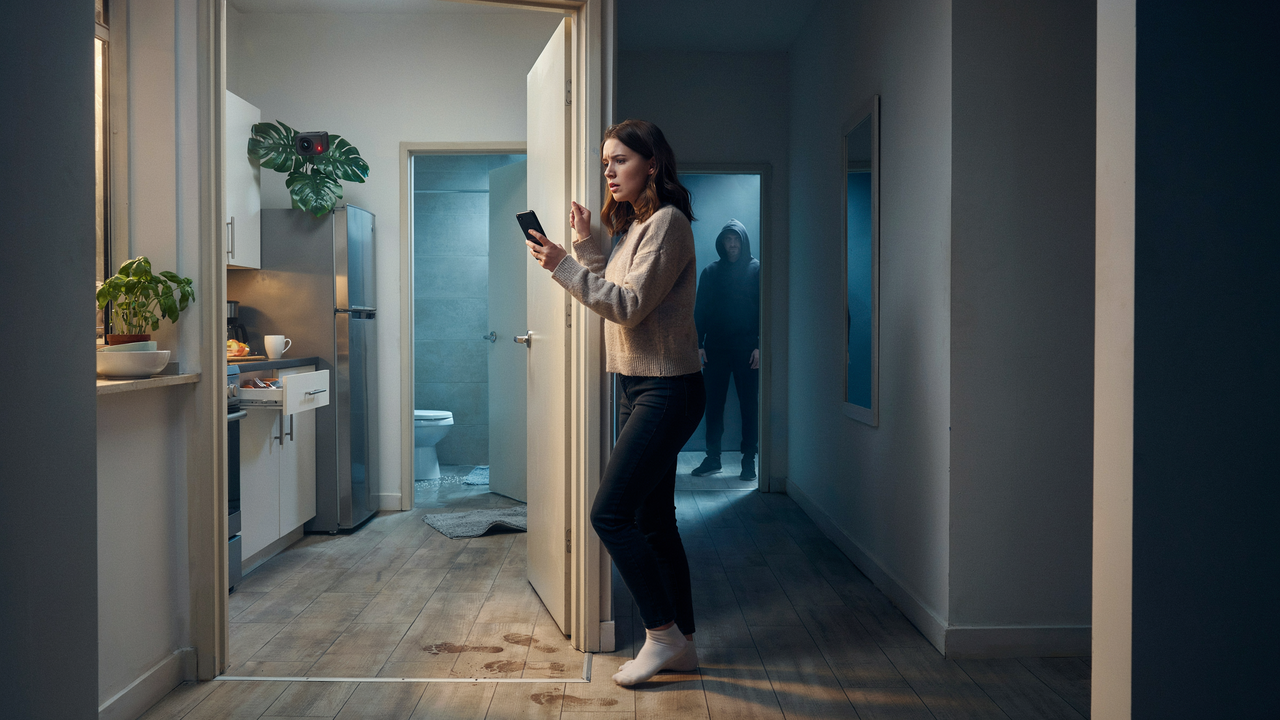 Tenant Installs a Hidden Camera After Strange Changes, Then Discovers Someone Living Secretly Inside