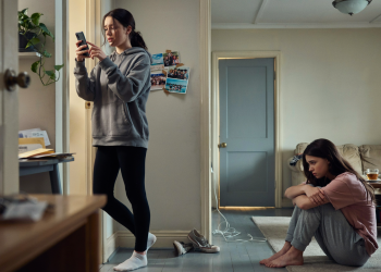 Woman Finds Out Her Sister Slept With Her Boyfriend, But The Betrayal Gets Even Worse Woman Finds Out Her Sister Slept With Her Boyfriend, But The Betrayal Gets Even Worse