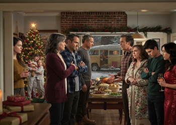 Family Shows Up Uninvited After Mocking His Struggle, But His Relatives Finally Call Them Out