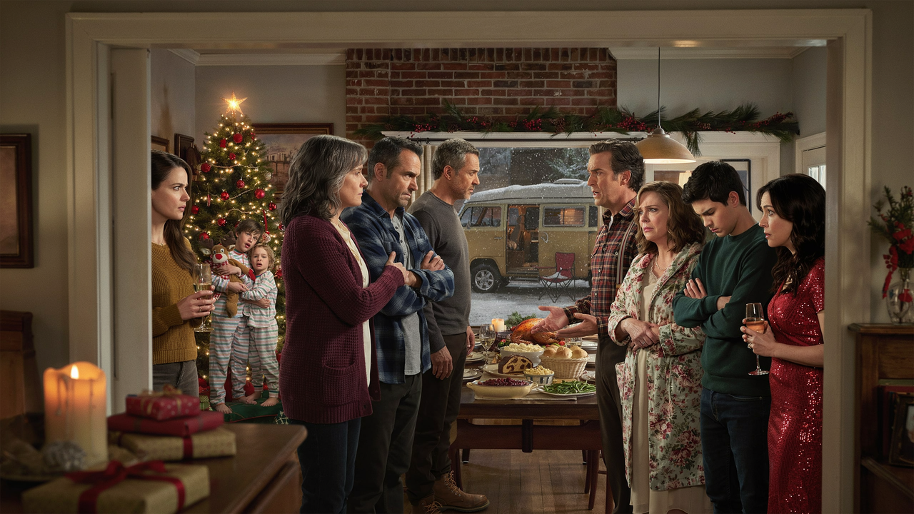 Family Shows Up Uninvited After Mocking His Struggle, But His Relatives Finally Call Them Out Family Shows Up Uninvited After Mocking His Struggle, But His Relatives Finally Call Them Out