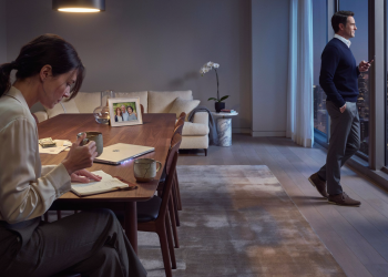 Millionaire Boyfriend Makes Her Split Every Bill, So She Finally Realizes She’s Been Alone All Along Millionaire Boyfriend Makes Her Split Every Bill, So She Finally Realizes She’s Been Alone All Along