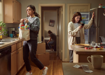 Roommate Steals $100 for Candy, Then Breaks Down When the Victim Takes Every Snack Roommate Steals $100 for Candy, Then Breaks Down When the Victim Takes Every Snack