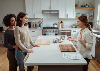Sister Demands Equal Kitchen Access, Then Refuses the One Rule Protecting Her Sibling’s Health