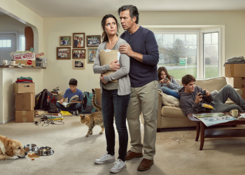Woman Finally Kicks Out Adult Stepchildren After Years of Paying Their Bills and Cleaning Their Mess