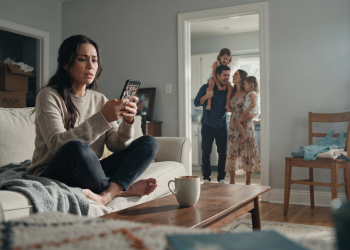 Woman Leaves Boyfriend After His Mother Crosses Boundaries, Then Discovers She Avoided an Even Bigger Problem