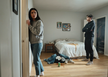 Woman Works Two Jobs While Waiting on Her Boyfriend Hand and Foot, Then His Breakup Reaction Gets Even Worse