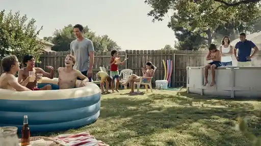 He Bought a Hot Tub After His Brother’s Friends Locked Them Out of the Pool They Helped Pay For