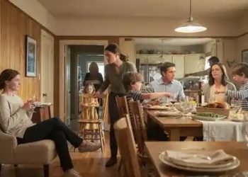 She Took Her Sister’s Seat at Family Dinner for One Quiet Meal, and Suddenly Everyone Had an Opinion