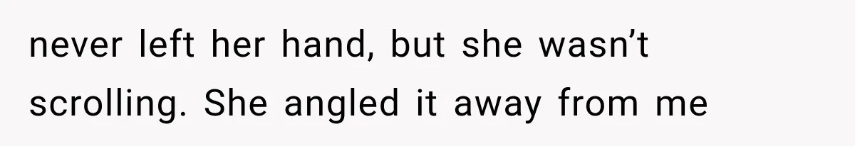 Man Bans Brother From Thanksgiving, Then Reveals the Betrayal That Destroyed His Family never left her hand, but she wasn’t scrolling. She angled it away from me