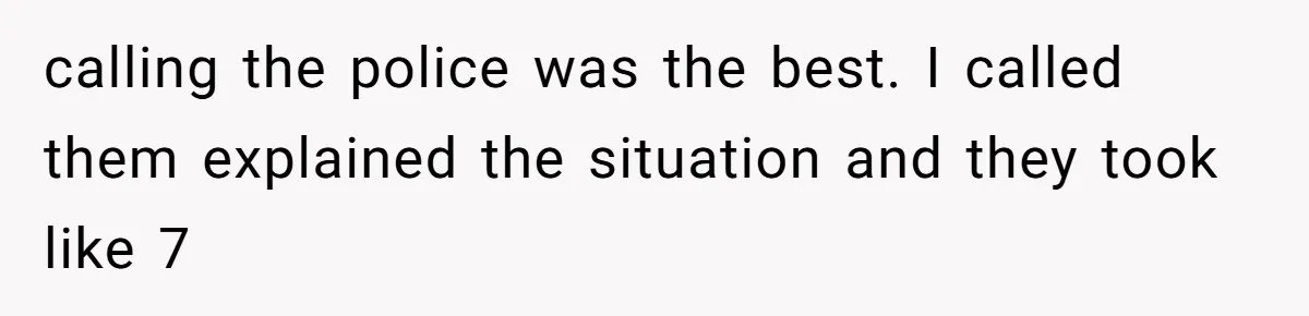 Neighbor Wakes to Desperate Screams, Then Realizes No One Else Has Called for Help calling the police was the best. I called them explained the situation and they took like 7