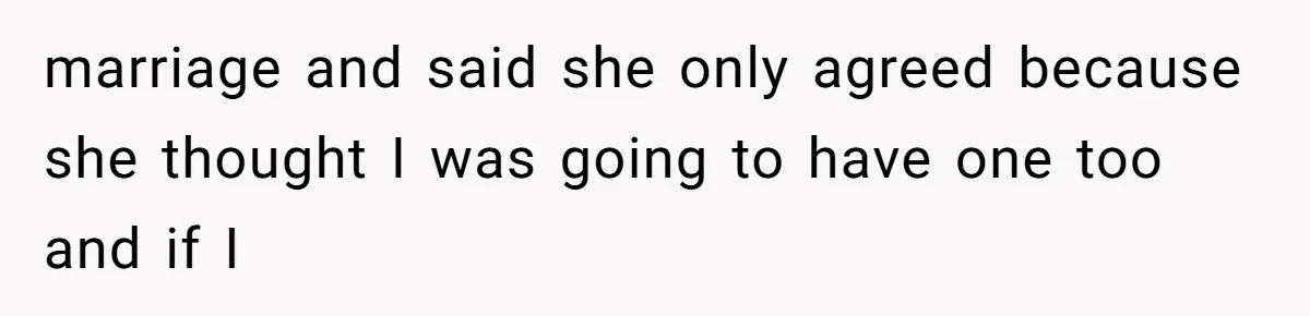 Woman’s Cousin Blames Her for an Unhappy Arranged Marriage After Discovering She Secretly Chose Love marriage and said she only agreed because she thought I was going to have one too and if I