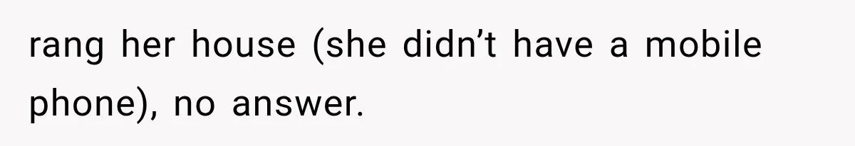 Mom Gets Locked Outside Barefoot With Her Toddler, Then MIL Refuses the Spare Key Because She Hasn’t Showered rang her house (she didn’t have a mobile phone), no answer.