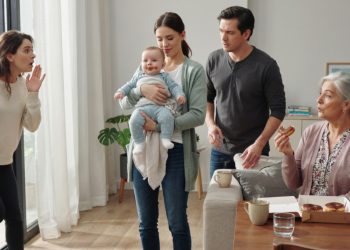 Grandmother Gives Four-Month-Old Baby Donut Frosting Without Asking, Leaving Mom Furious Grandmother Gives Four-Month-Old Baby Donut Frosting Without Asking, Leaving Mom Furious