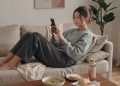 Woman Calls Boyfriend Cruel After He Sends Food Photos While She Is Recovering From a Serious Gut Illness