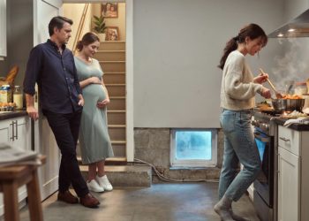Landlord Demands Tenant Cook For His Pregnant Wife After She Shares Dinner Once